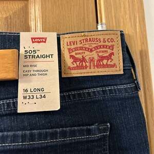 Levi's 505 Straight Mid Rise Jeans Women's 16 Long W33 L34
